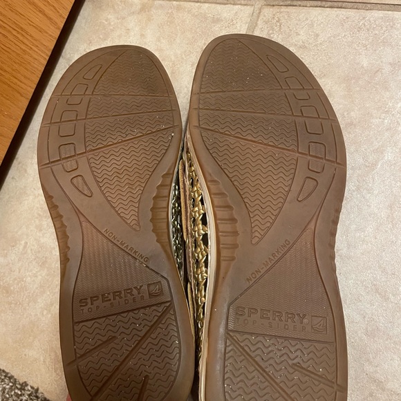 Sperry slip-ons - Picture 4 of 5